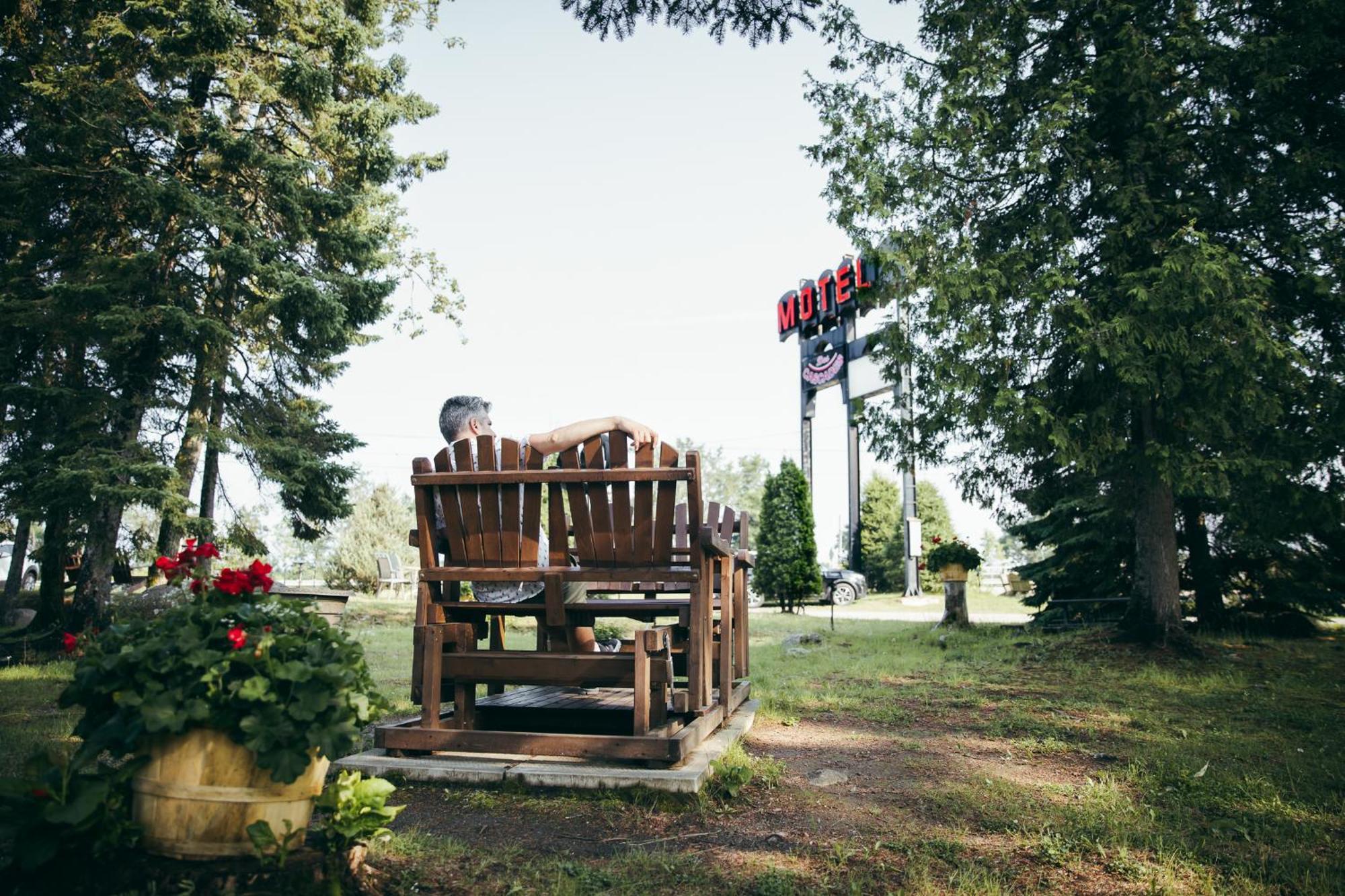 Motel Des Cascades Baie-Saint-Paul Buitenkant foto