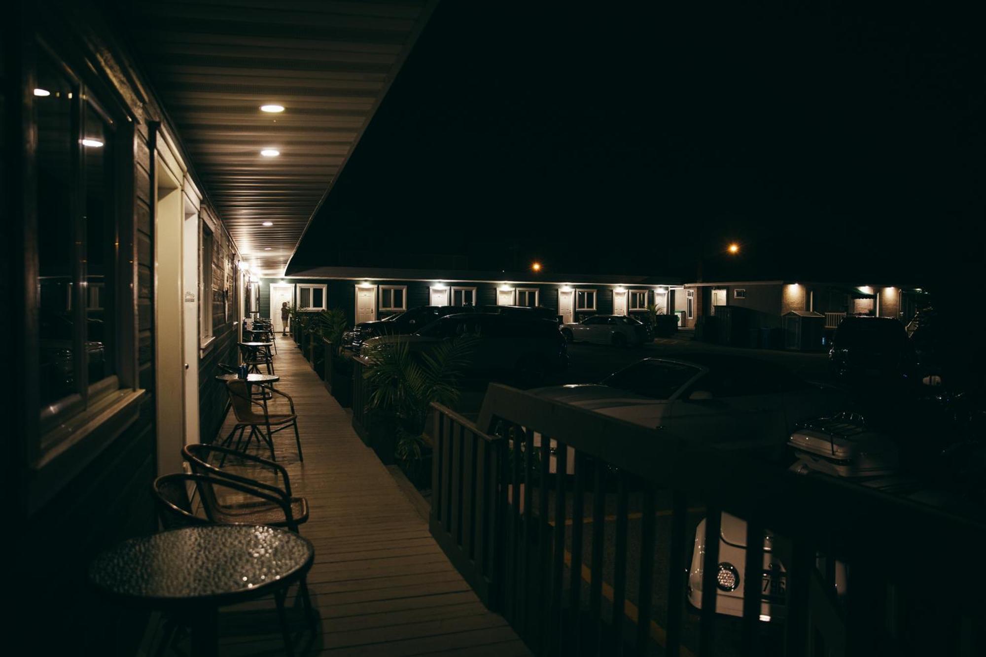 Motel Des Cascades Baie-Saint-Paul Buitenkant foto